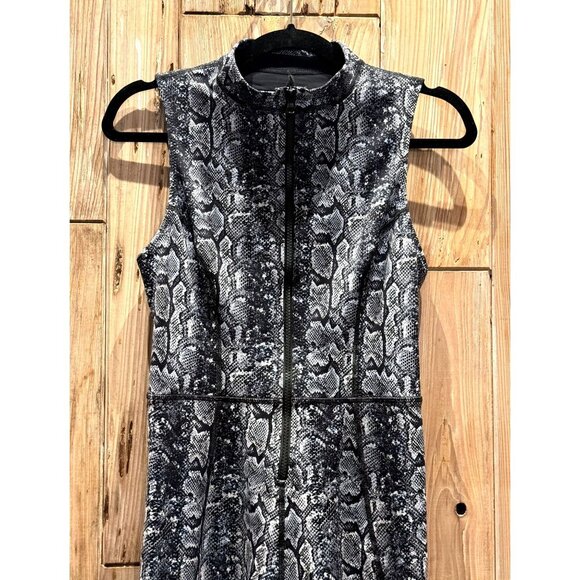 GIGI C SPORT WOMEN'S SNAKE CAT SUIT sz XL NWOT - Picture 2 of 6